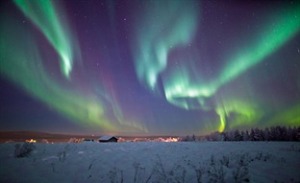 amazing-auroras-northern-lights-holiday